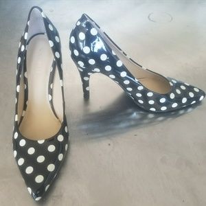 NWOT Nine West polka dots size 6.5